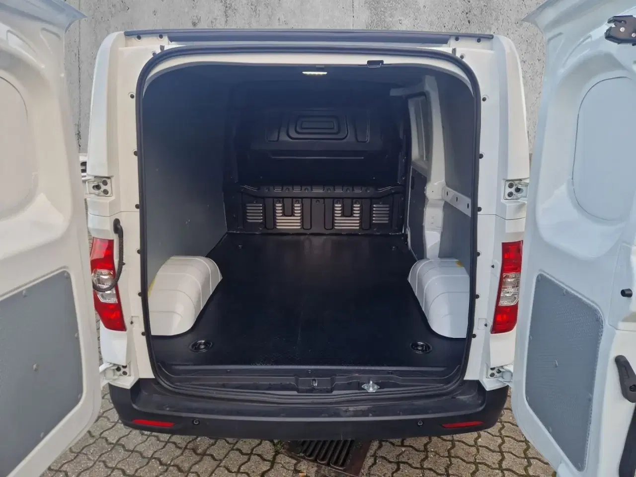 Billede 9 - Maxus e-Deliver 3 35 Cargo Van SWB