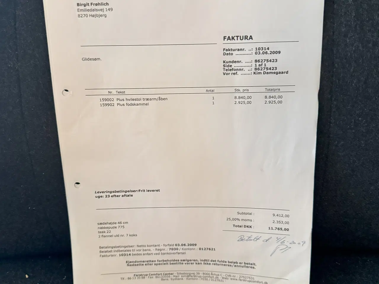 Billede 3 - Pæn otiumstol & fodskammel i massivt træ og uld