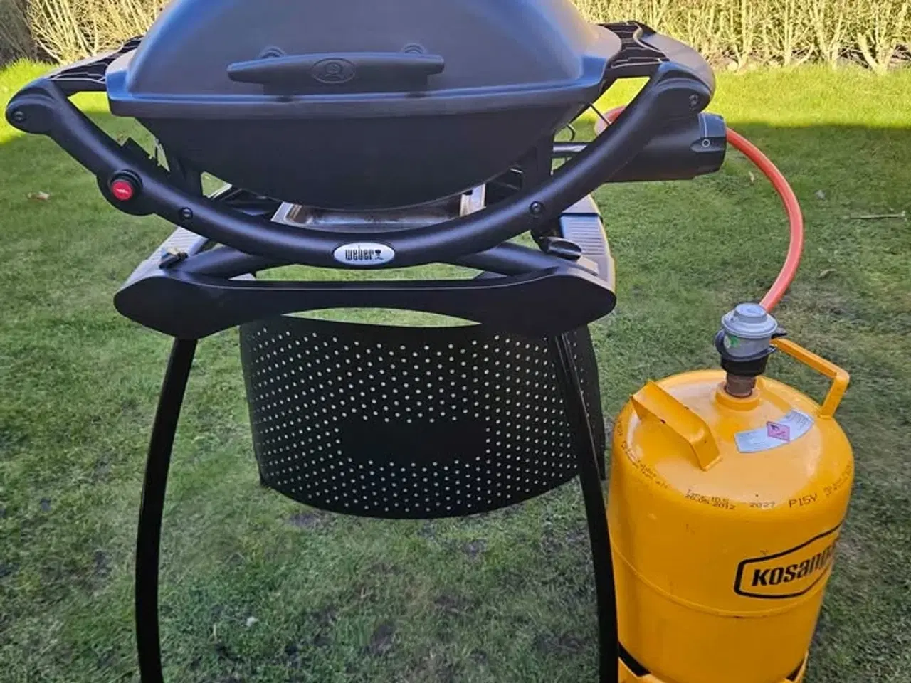 Billede 1 - Weber  gasgrill  Q2200