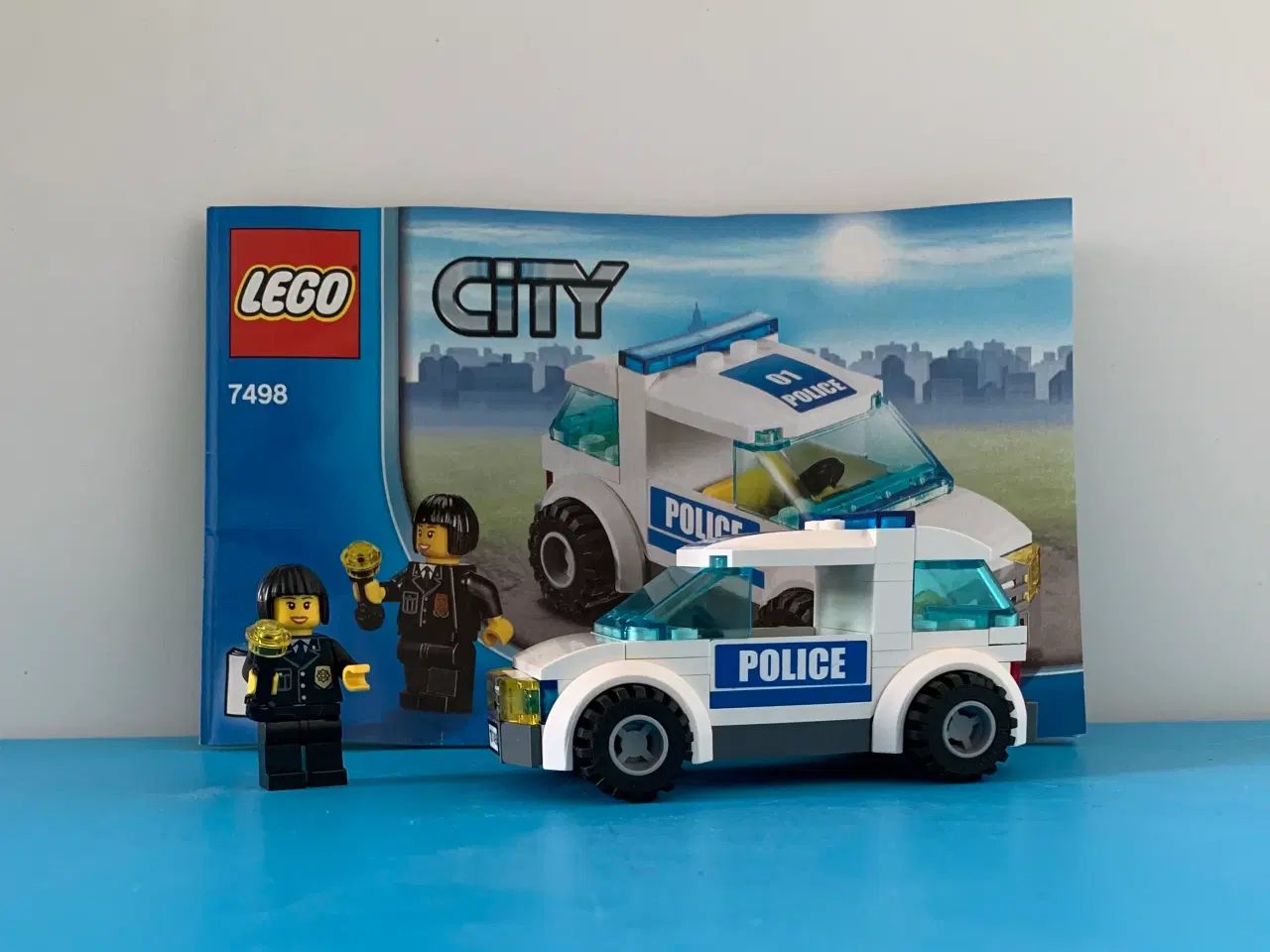 Billede 1 - Lego politibil med betjent