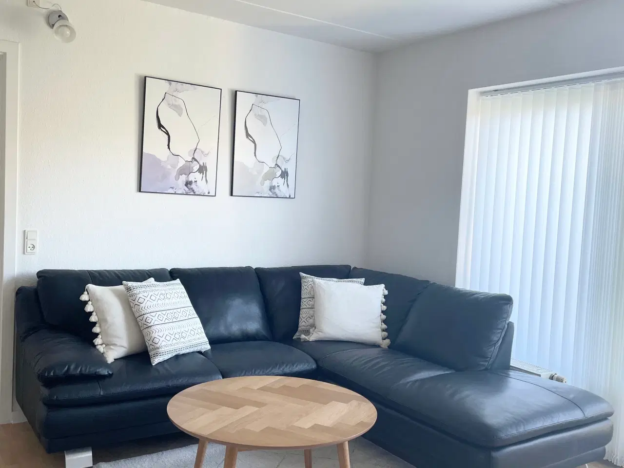 Billede 1 - Sofa i sort læder fra ILVA