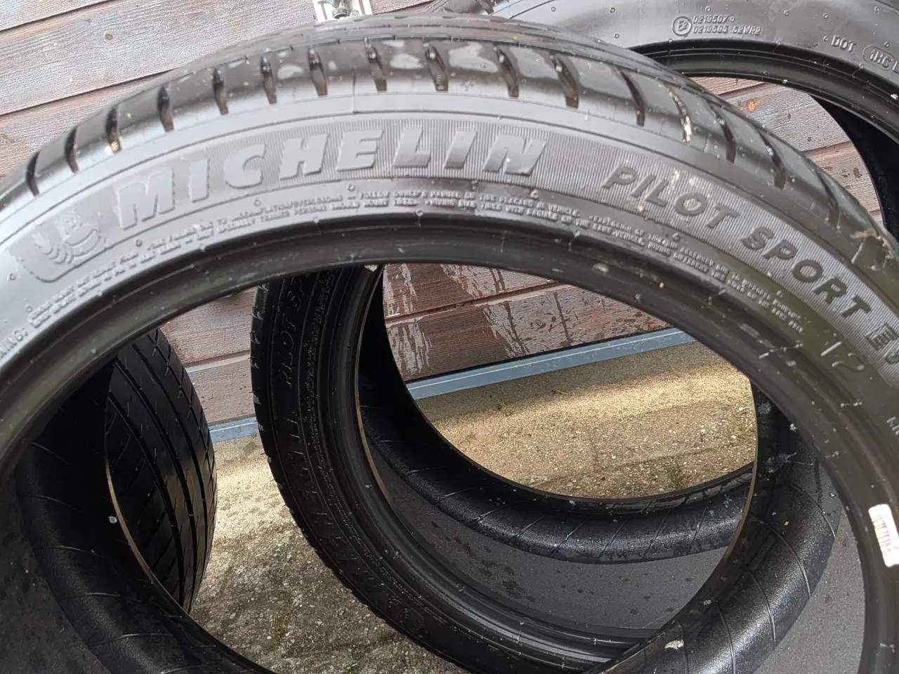 Billede 3 - Næsten nye Michelin Pilot Sport 4 255/40R20