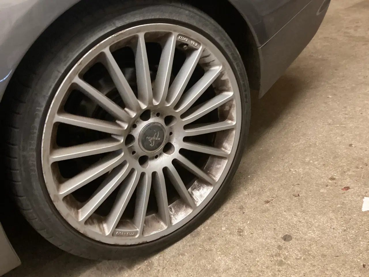 Billede 1 - Bmw 19`` Fælge med dæk ( sommer )