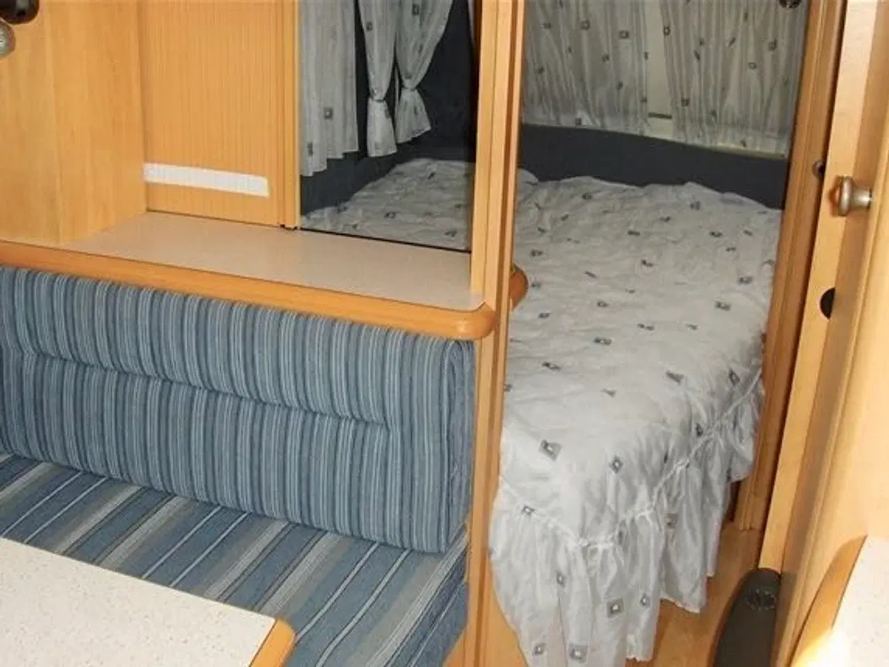 Billede 6 - Velholdt, veludstyret ikke-ryger køjevogn