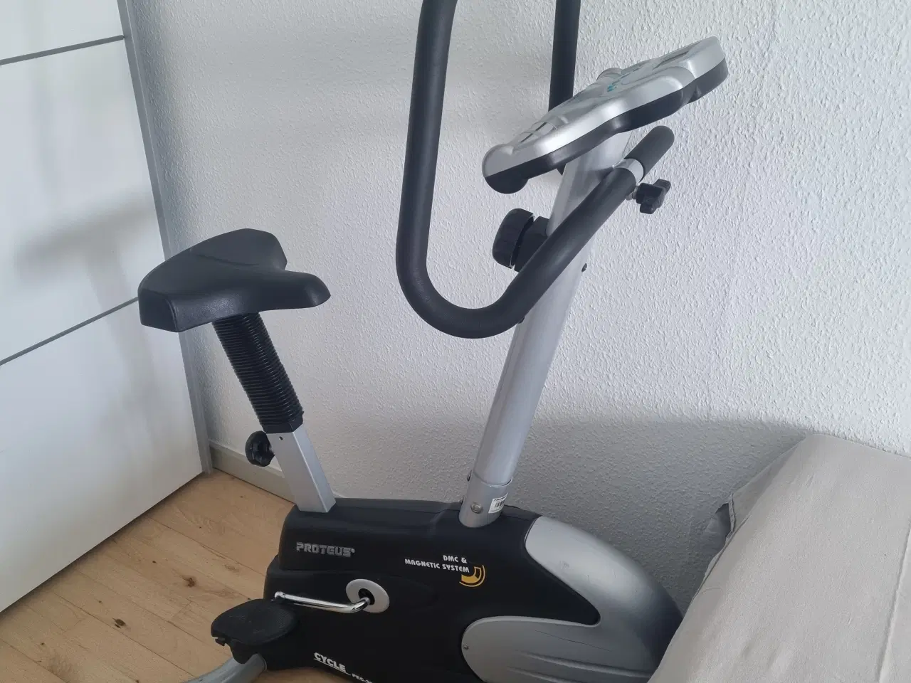 Billede 2 - Motionscykel PROTEUS PEC 3000