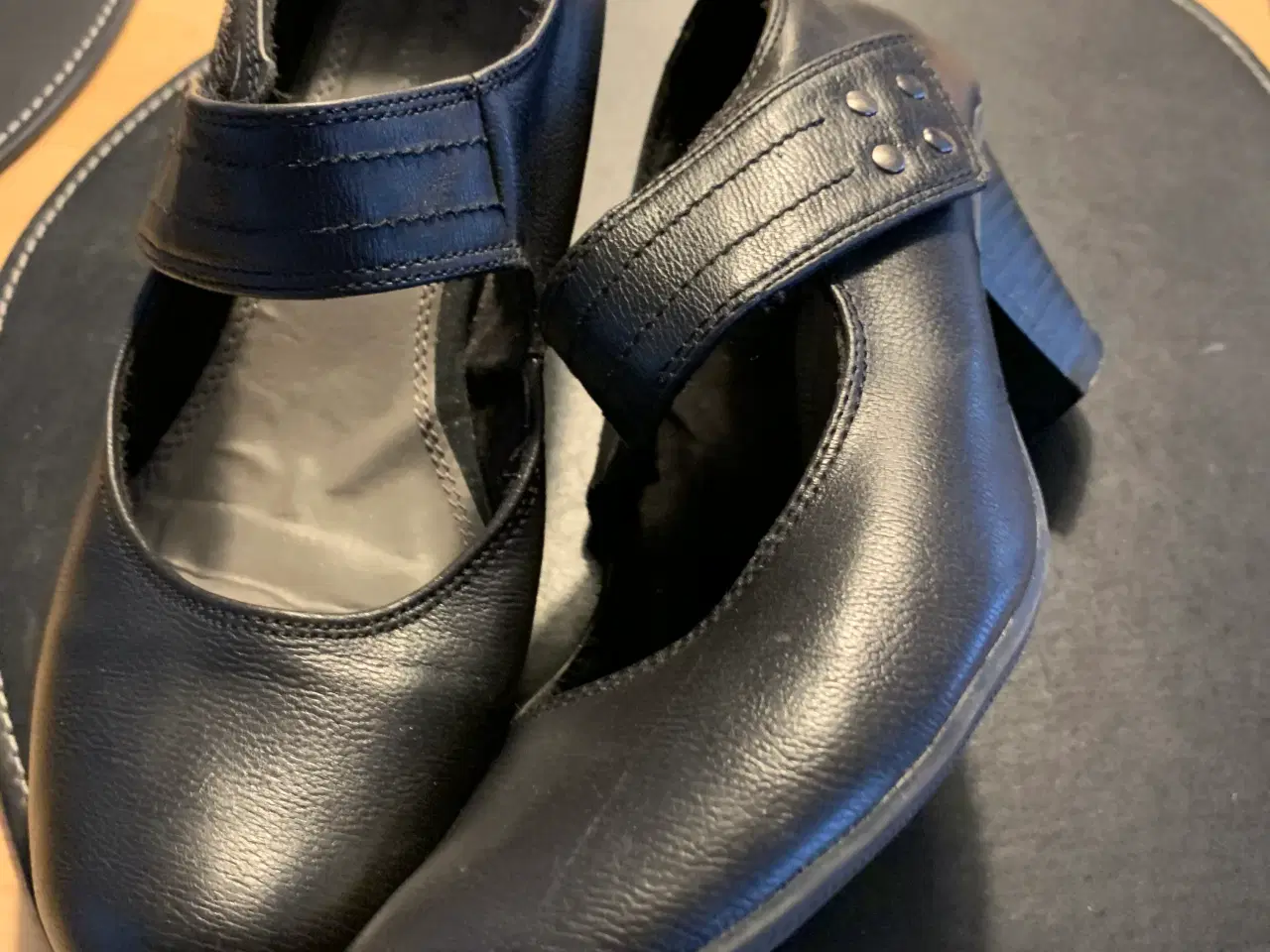 Billede 1 - Diverse damesko