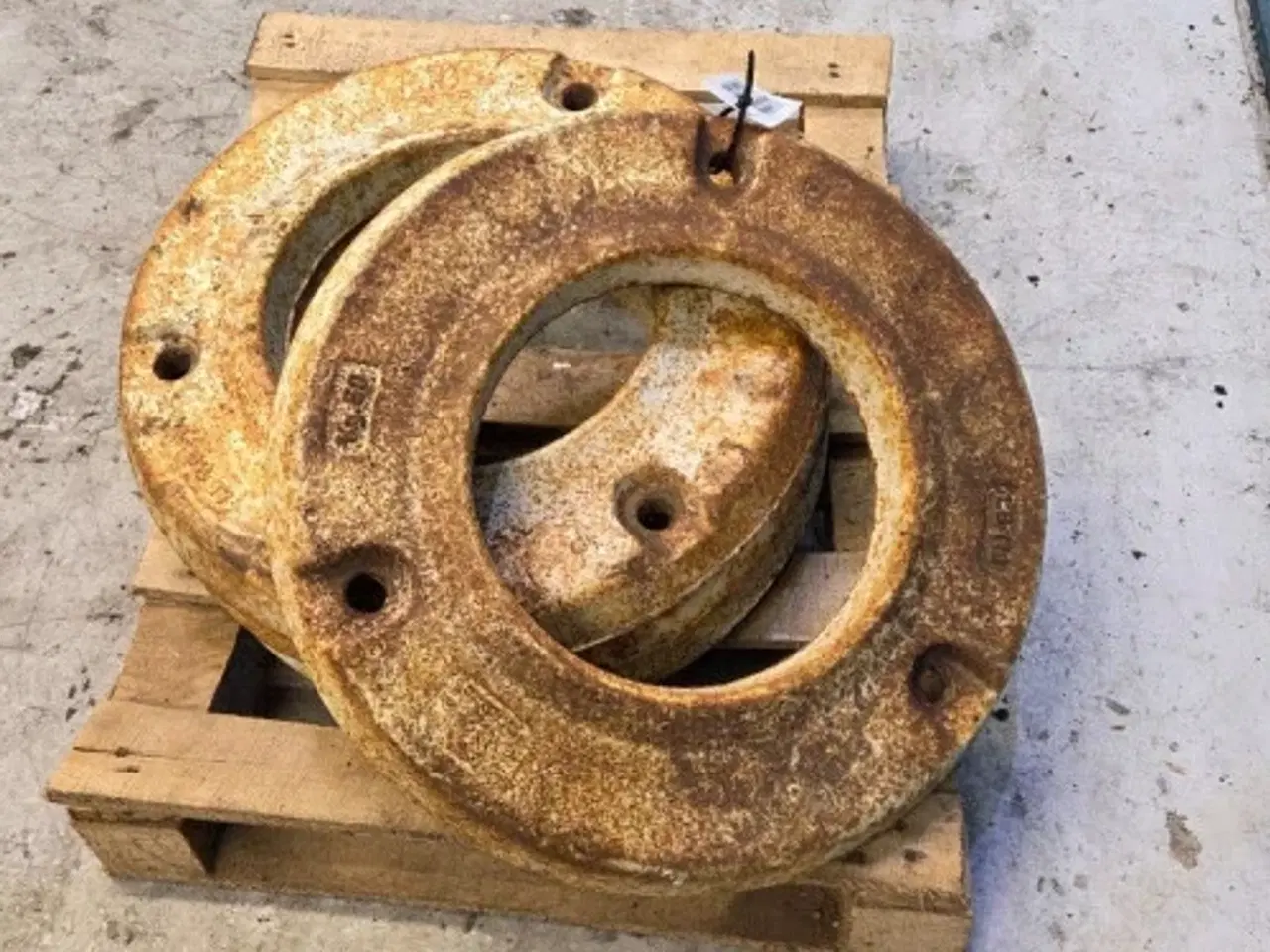 Billede 2 - New Holland T5050 Hjulvægt Sæt 5113181