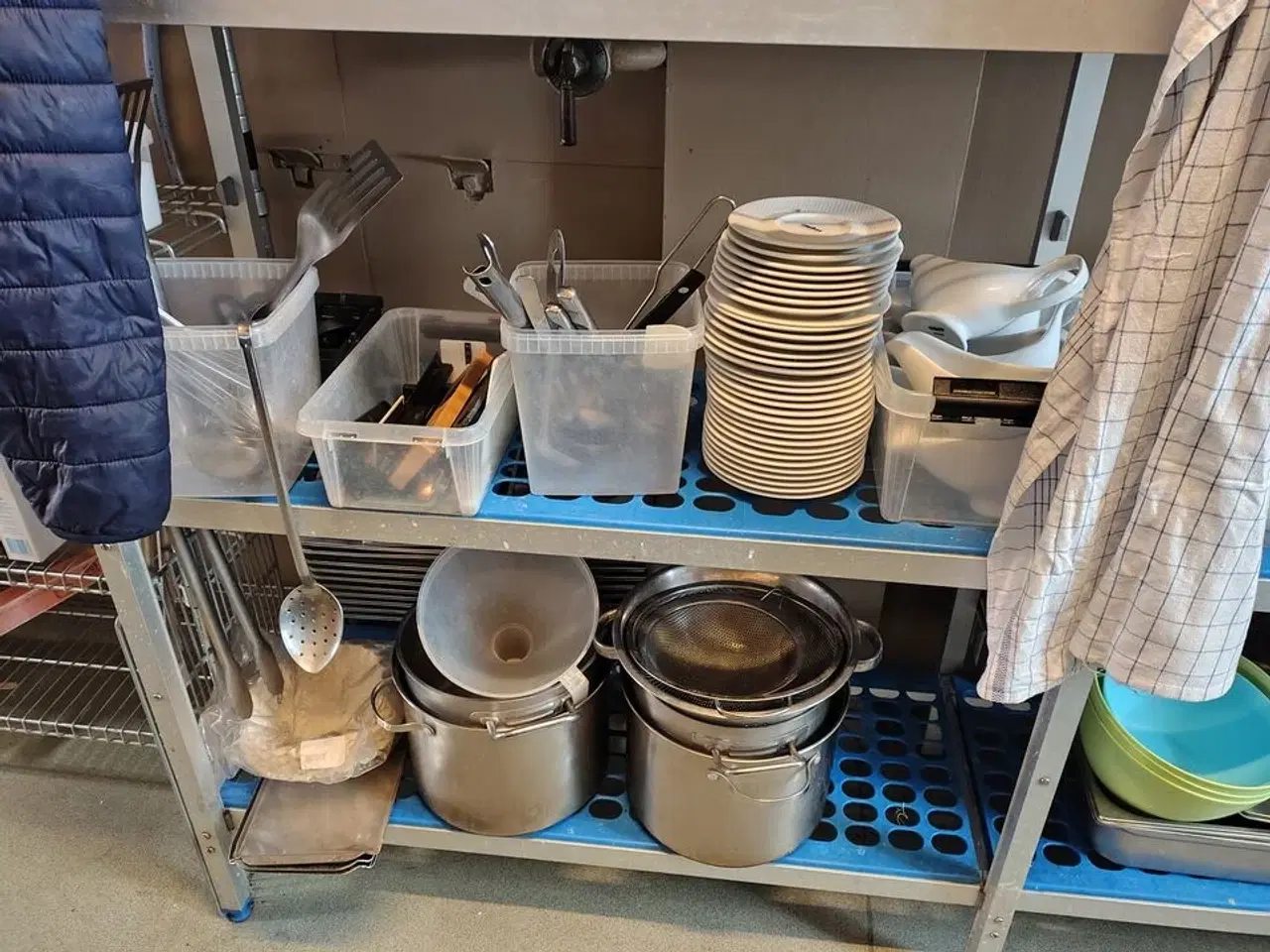 Billede 6 - Reol i to fag