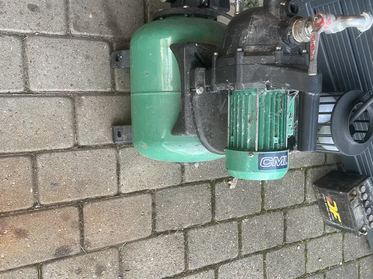 Billede 1 - vandpumpe