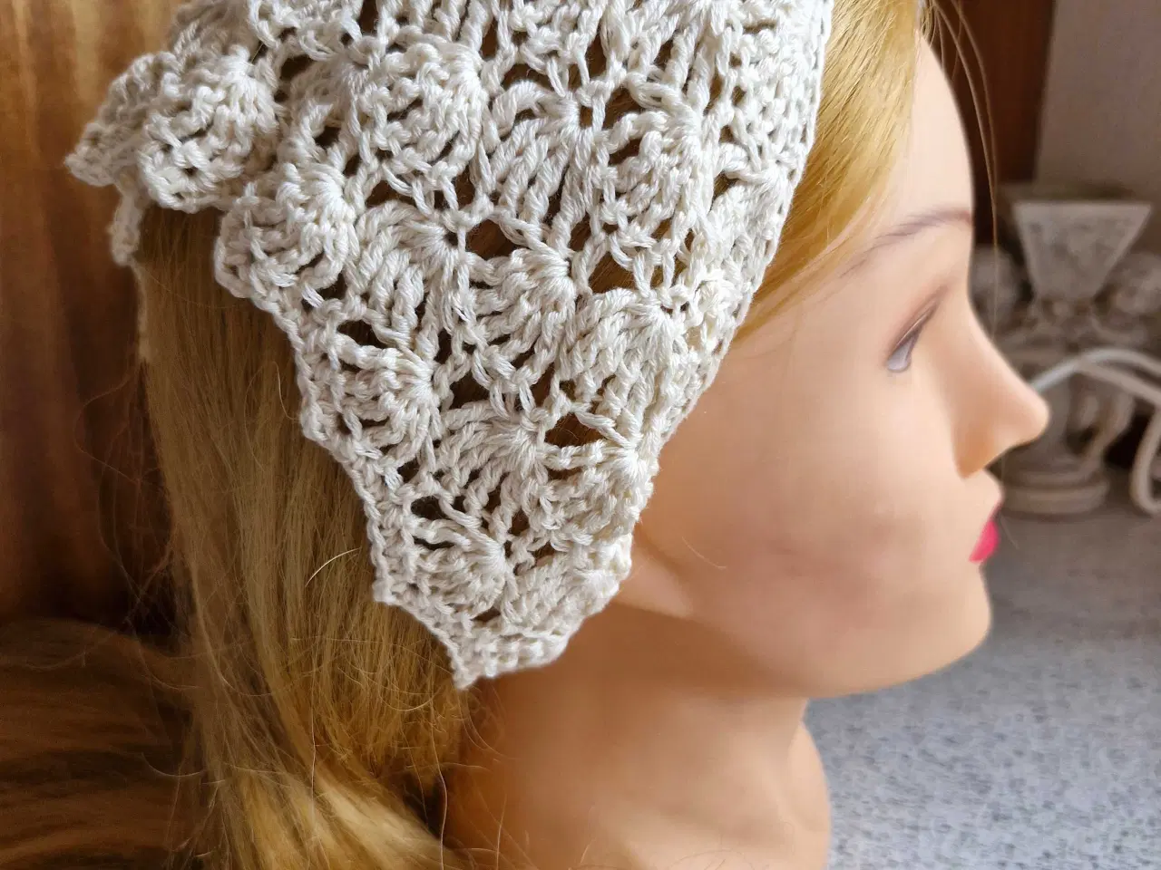 Billede 2 - Tørklæde hæklet 