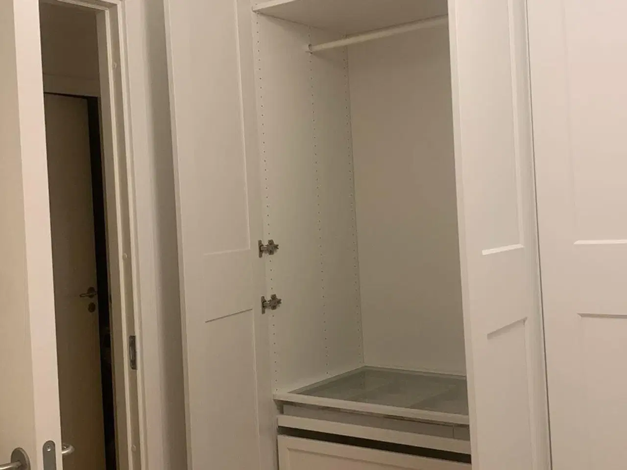 Billede 1 - Som Ny IKEA PAX Skab