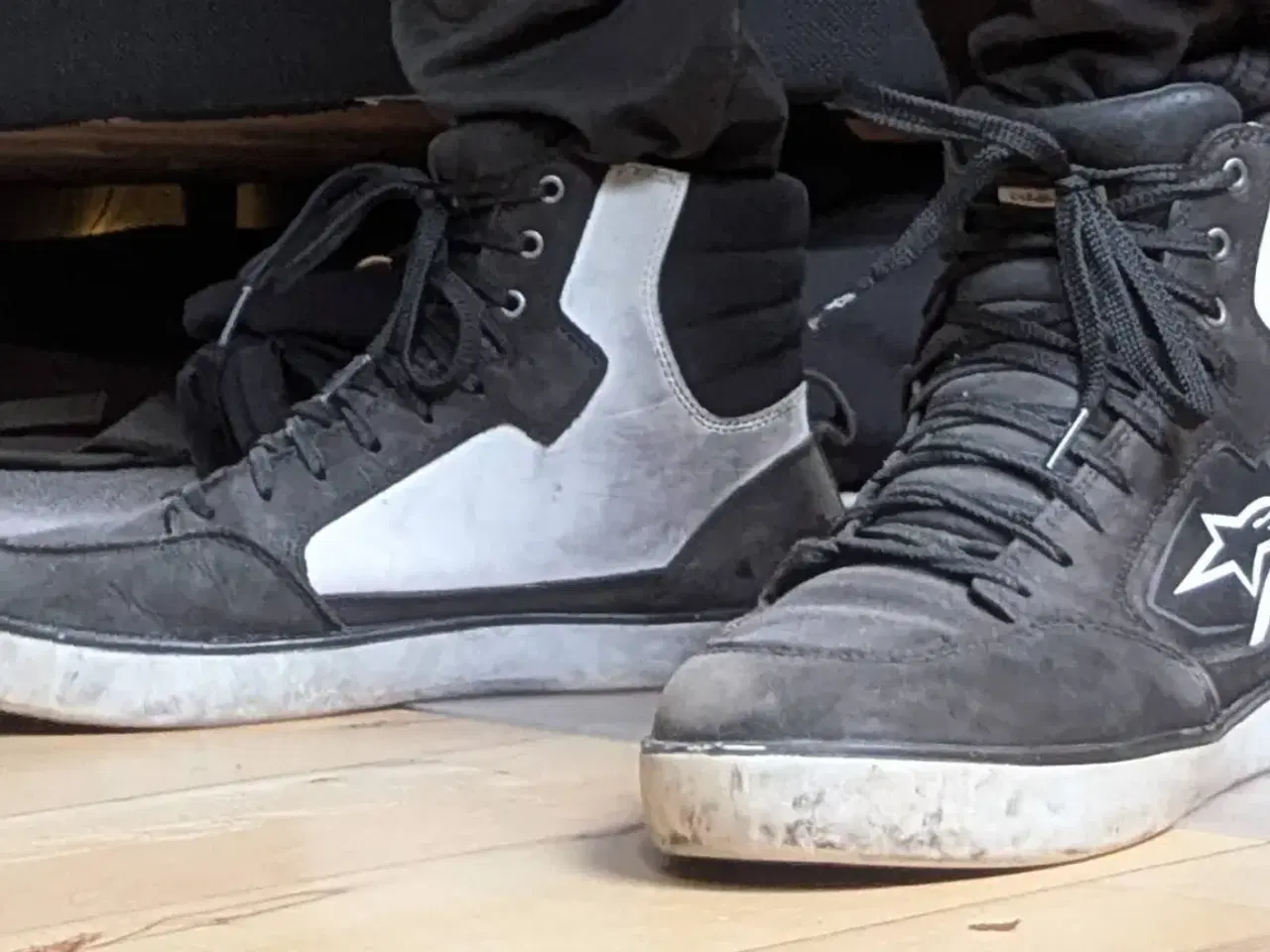 Billede 12 - MC Jakker, Bukser, Støvler, Handsker og Hjelme