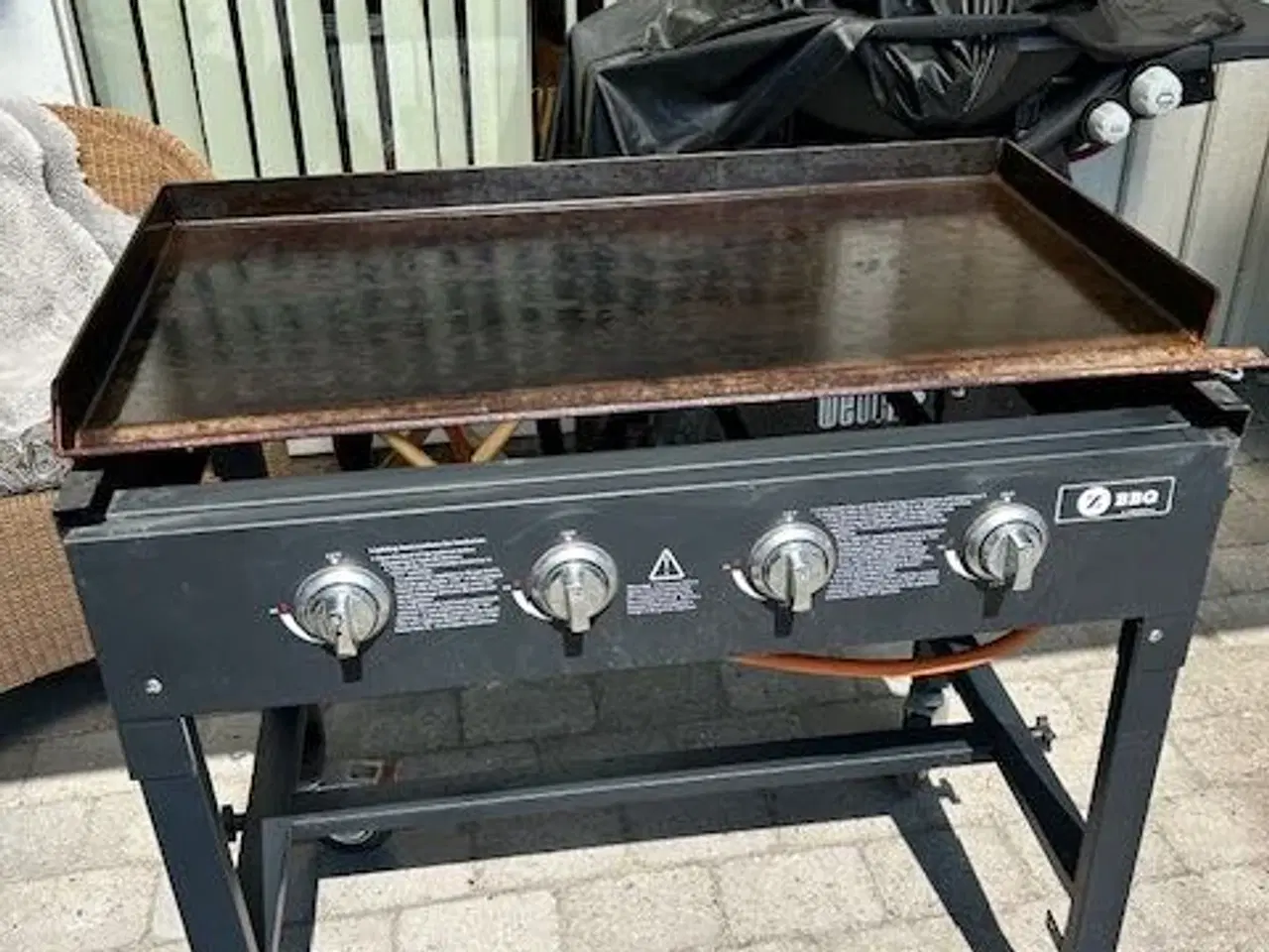 Billede 1 - GasGrill zederkof