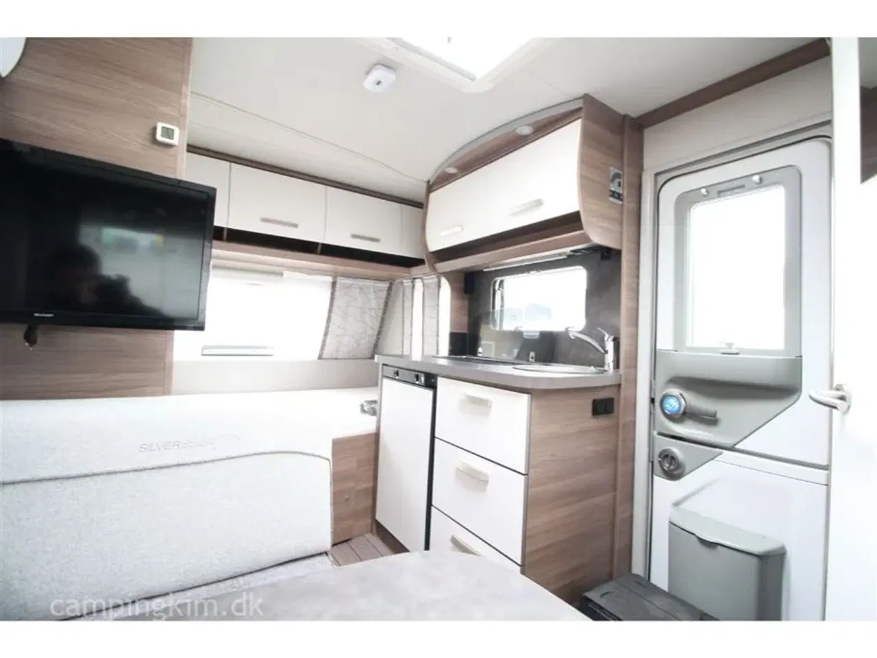 Billede 6 - 2021 - Knaus Sport 400 QD Silver Selection   LILLE LET VOGN MED FORTELT, MOVER OG GULVVARME.