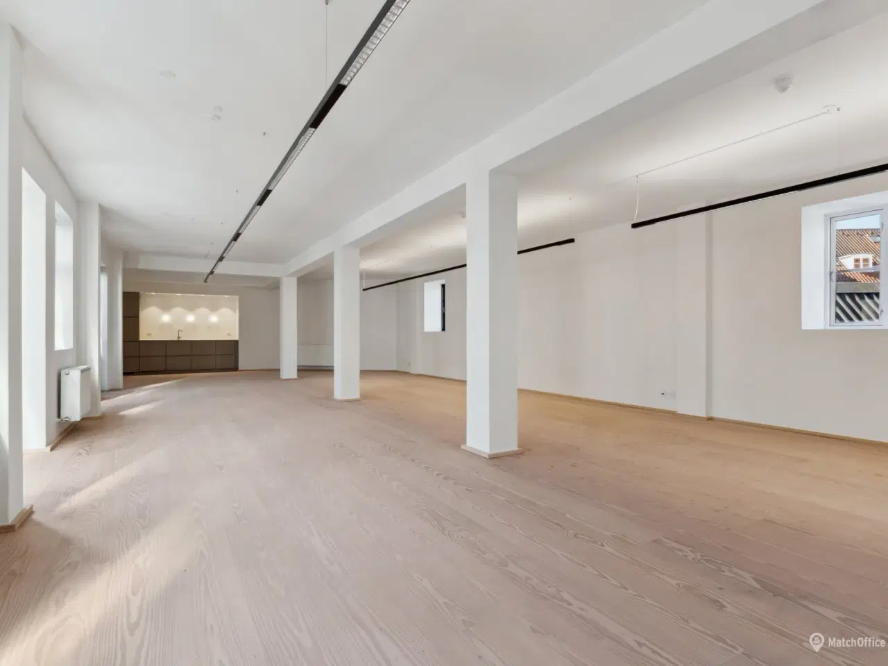 Billede 4 - Flyt ind i dag – vi klarer huslejen resten af året!