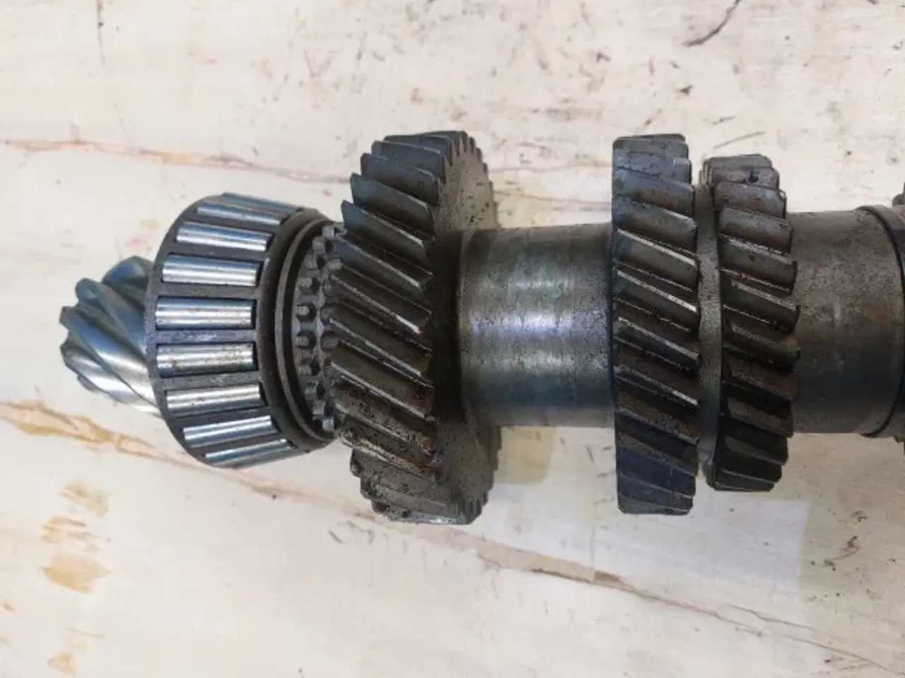 Billede 3 - John Deere 2140 Differential Sæt AL67786 