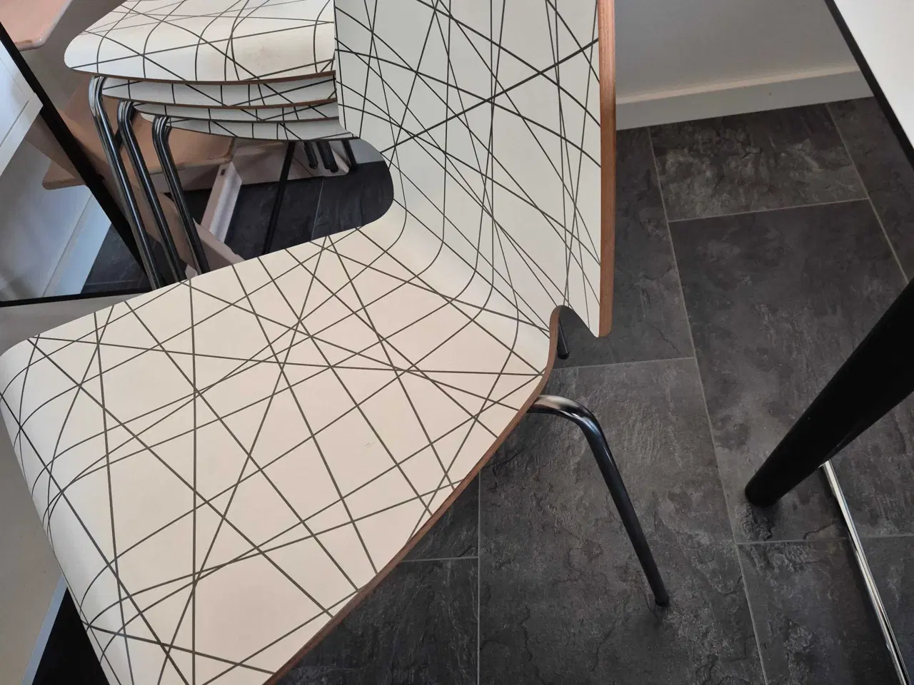 Billede 2 - Skalstole 