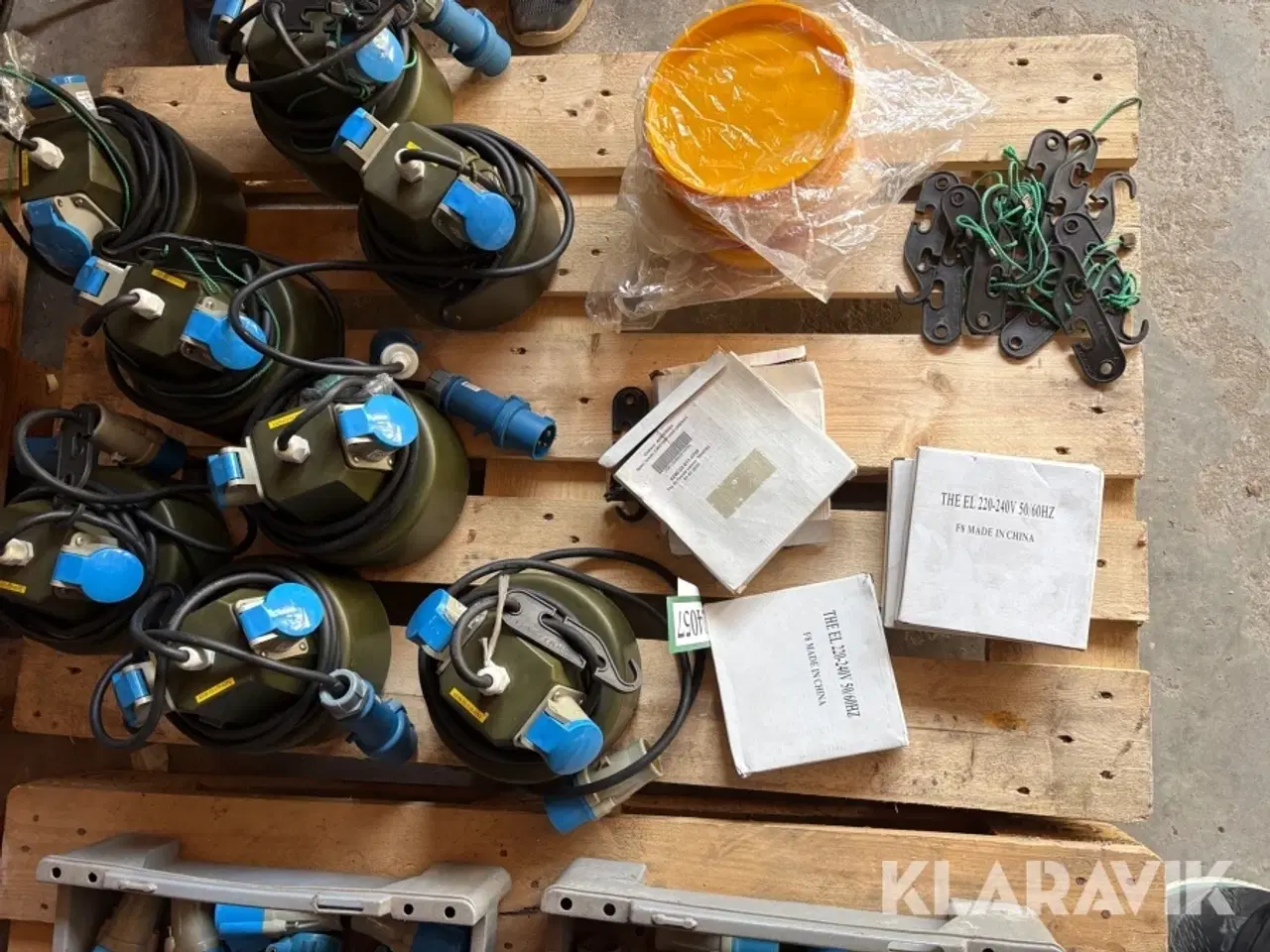 Billede 4 - Belysningssæt med CEE stik 8 styk