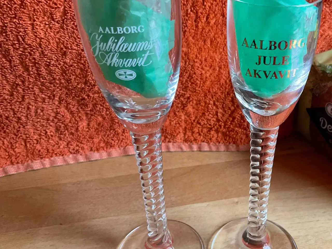 Billede 1 - Jubilæumssnapseglas og julesnapseglas