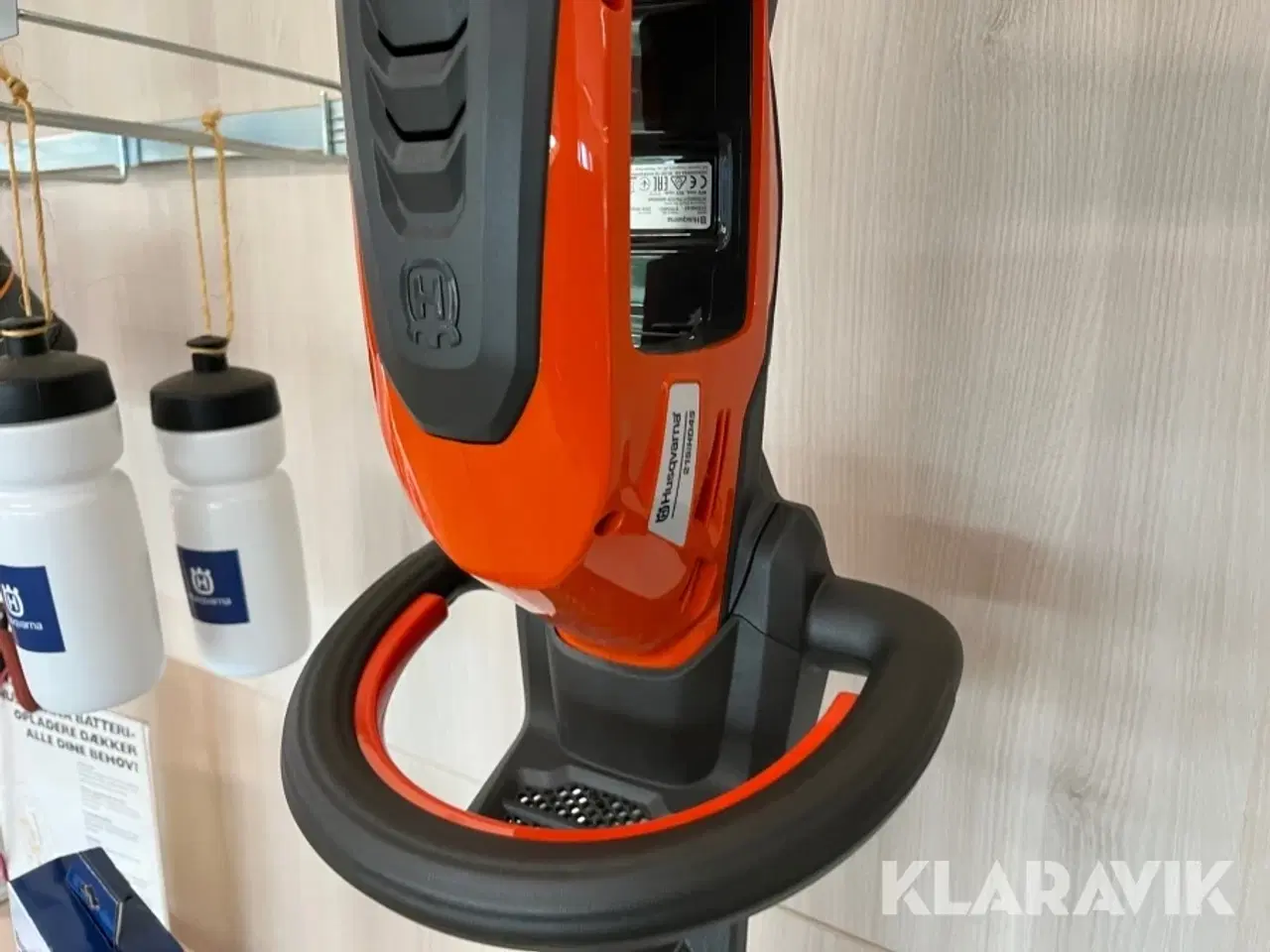 Billede 8 - Hækkeklipper Husqvarna 215iHD45 2 styk