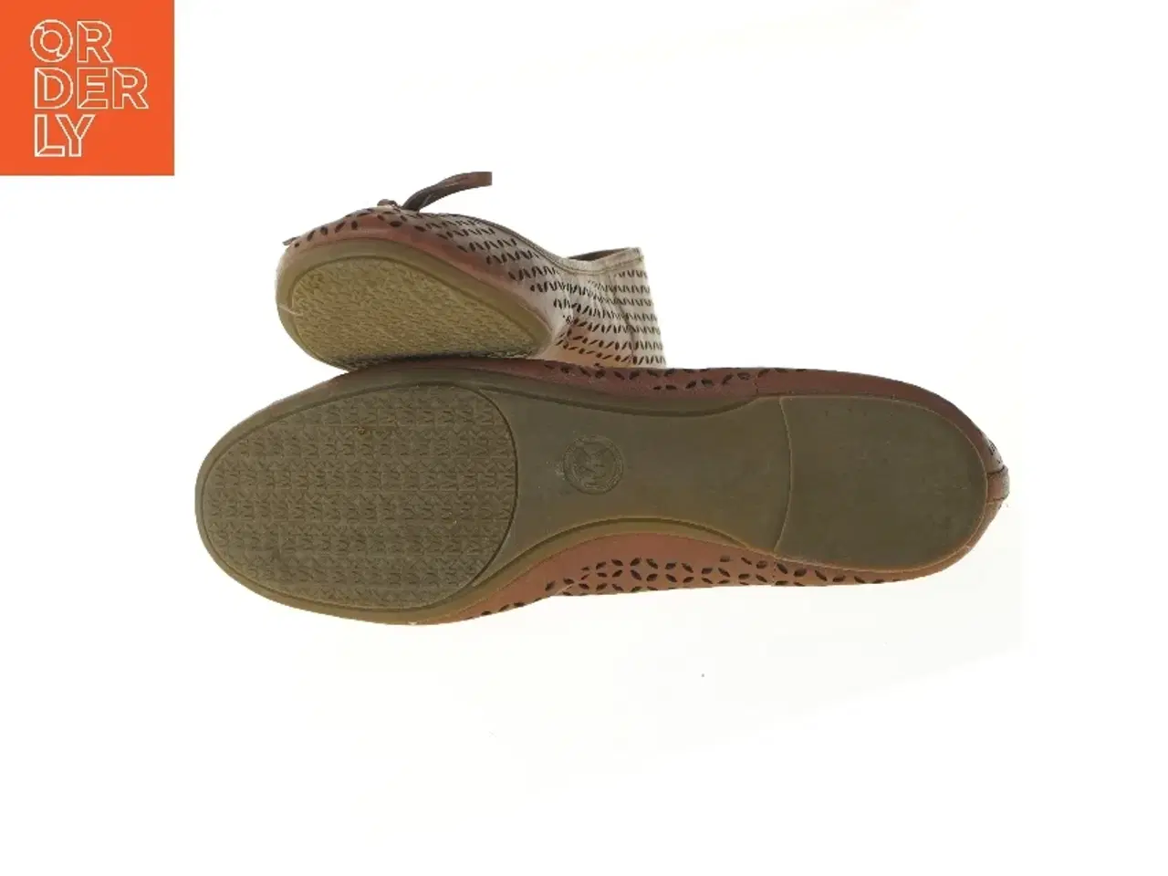 Billede 5 - Flade sko med sløjfe og perforeret design fra Michael Kors (str. fod 28,5 cm)