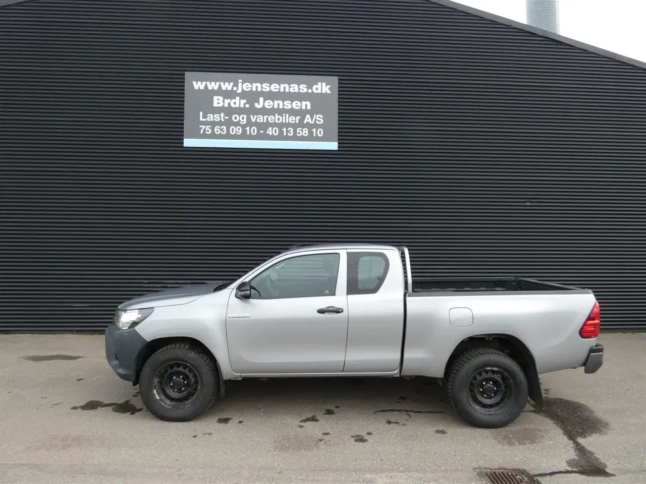 Billede 1 - Toyota HiLux Extra Cab 2,4 D-4D T2 AWD 150HK Pick-Up 6g