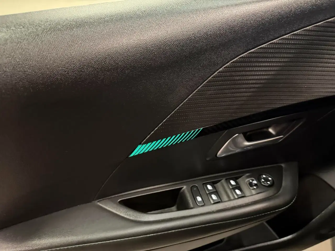 Billede 10 - Peugeot 208 1,5 BlueHDi 100 Allure Sky