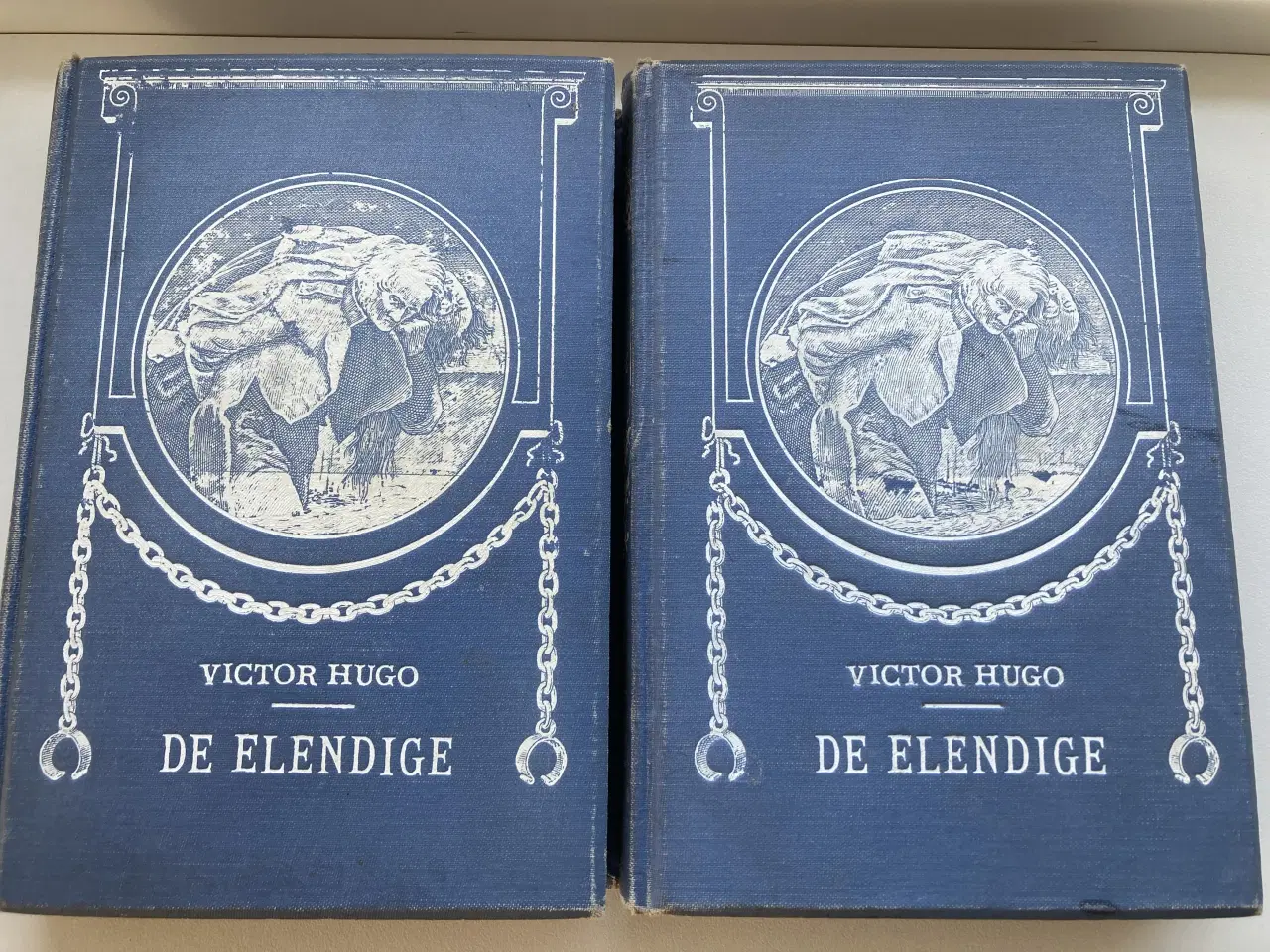 Billede 1 - De elendige af Victor Hugo, 2 bind, samlet