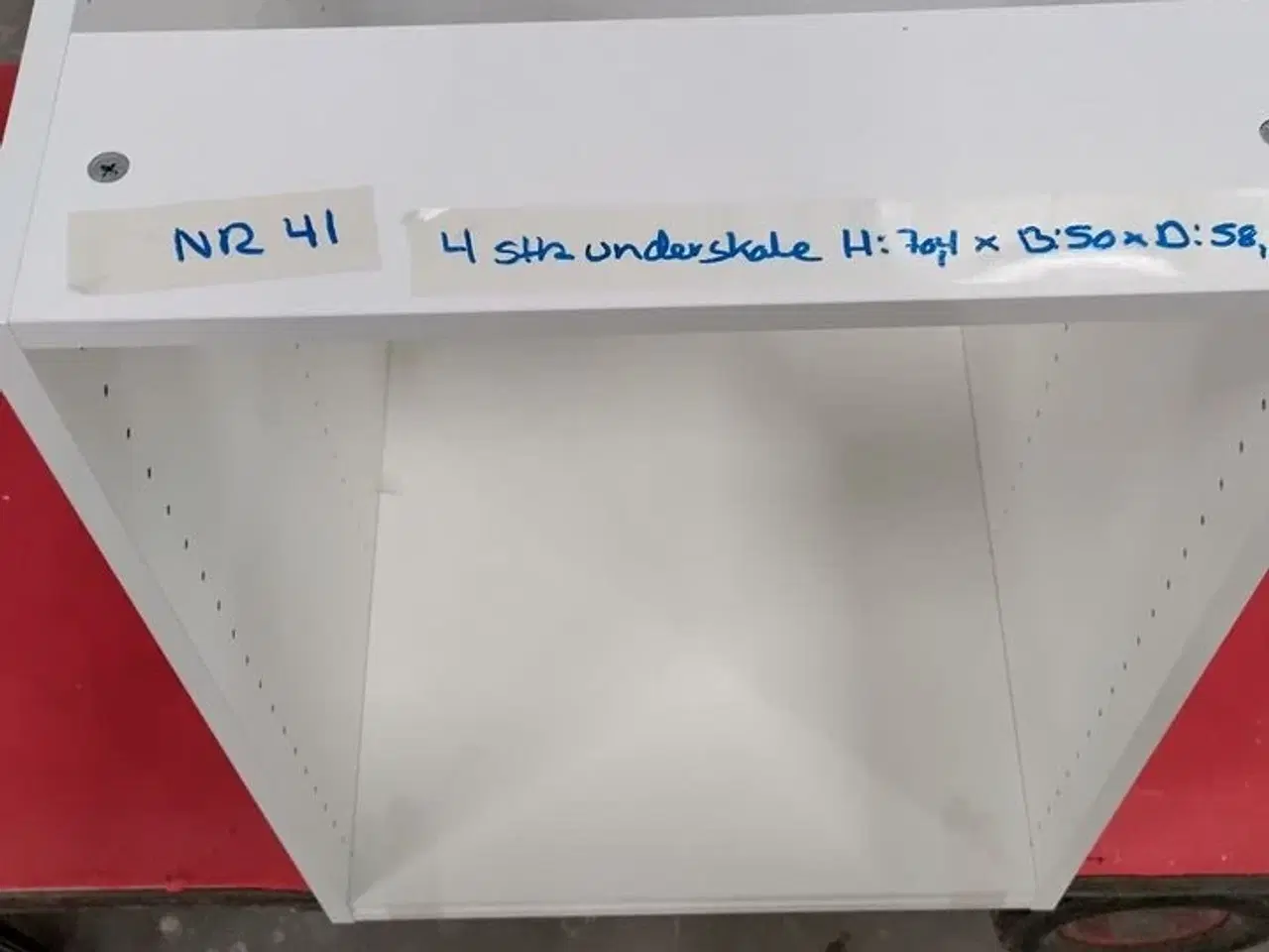 Billede 2 - 4 stk. usamlet undersabe H: 70,4 x B: 50 x D: 58,1 med 4 hylder