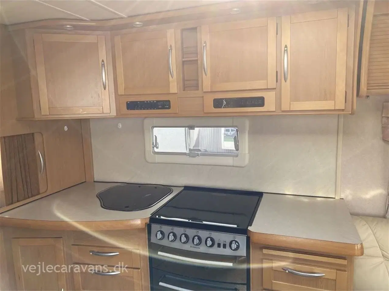 Billede 10 - 2008 - Kabe Royal 560 XL KS