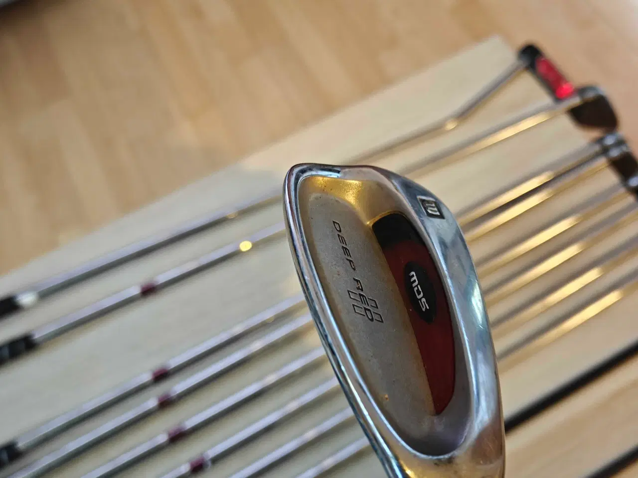 Billede 11 - Wilson Deep Red Titanium Golfkøller Sæt