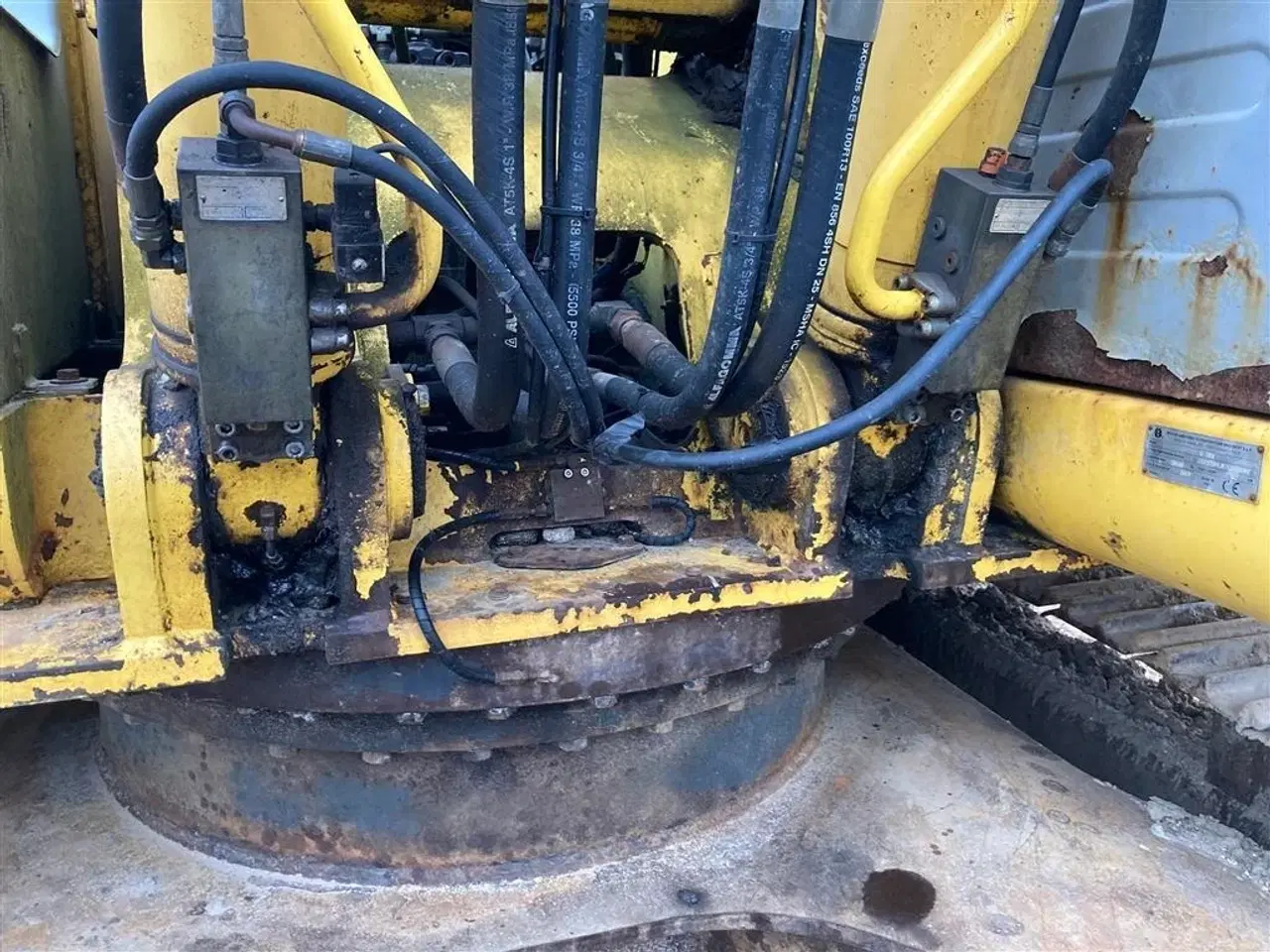 Billede 14 - New Holland E 265 LC Kipbart planerblad og graveskovl