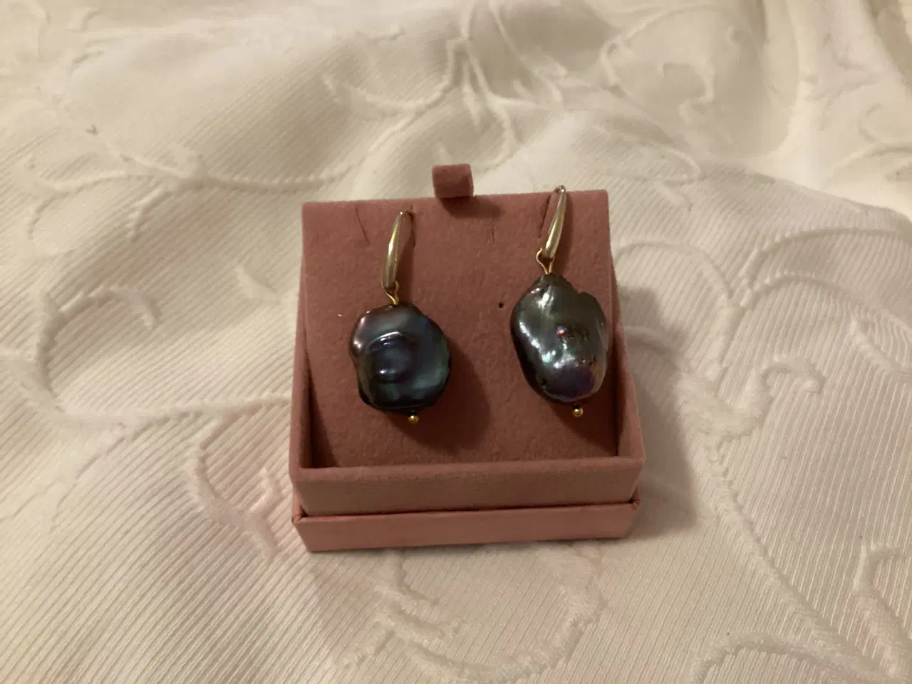 Billede 2 - Beautiful Baroque Black Pearl earrings