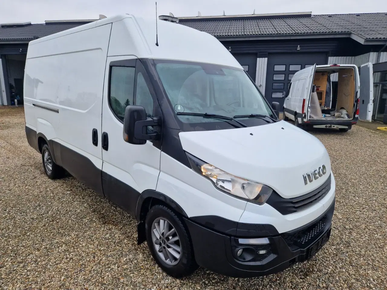 Billede 7 - Iveco Daily 3,0 35S18 12m³ Van AG8