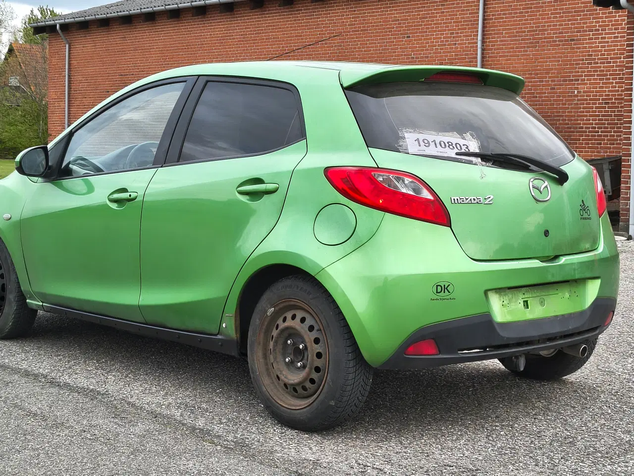 Billede 4 - MAZDA 2 1,5 sport skal til omsyn bagbro skiftes