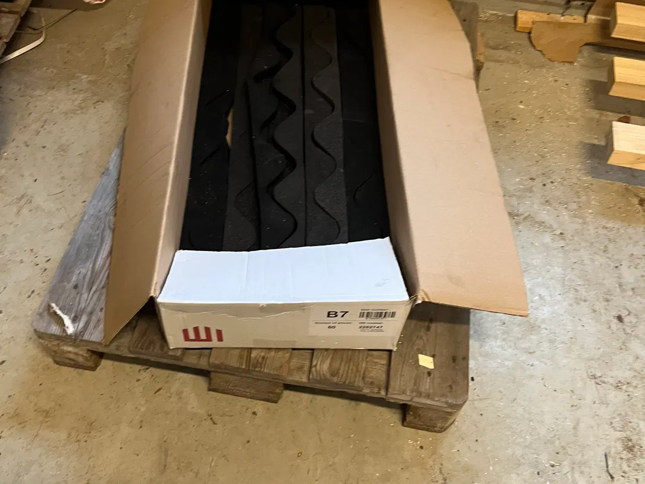 Billede 4 - B 7 tagplader sort +tilbehør