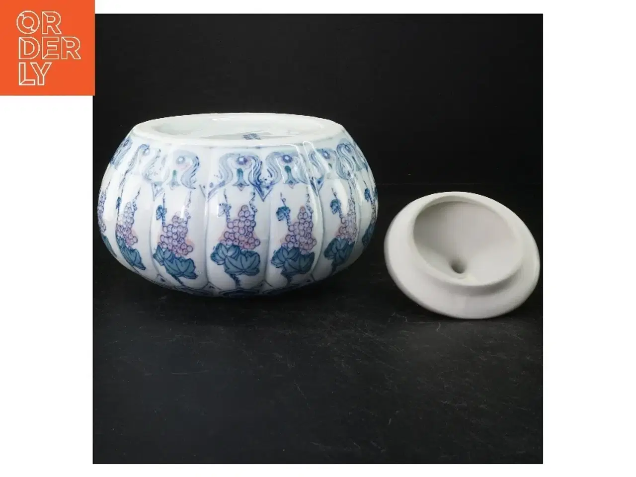 Billede 3 - Kinesisk lågkrukke