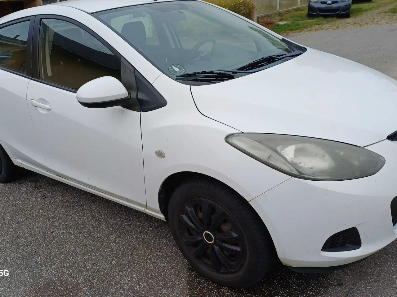 Billede 2 - Mazda 2 1.3 benzin 2009