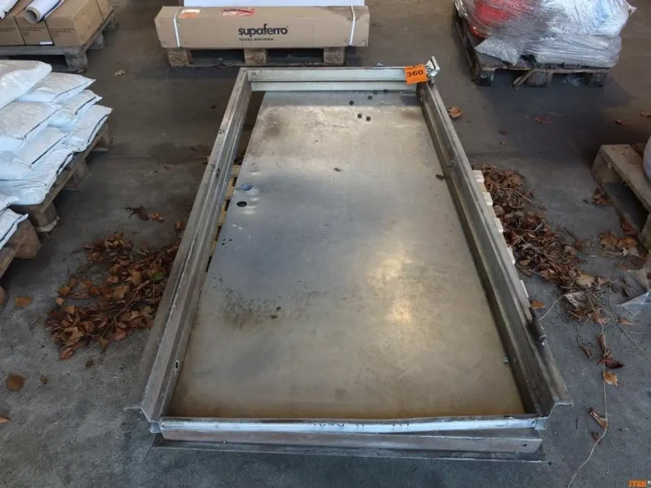 Billede 1 - BRANDDØR / JERN