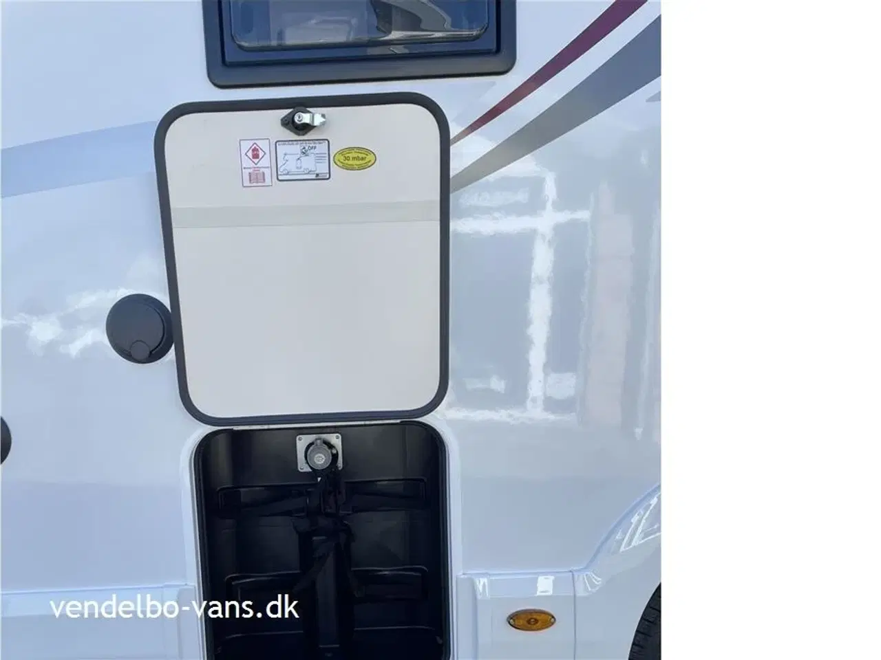 Billede 23 - 2025 - McLouis Nevis 873   Enkeltsenge og stor garage - 180 HK 4400 kg eller 3500 kg totalvægt