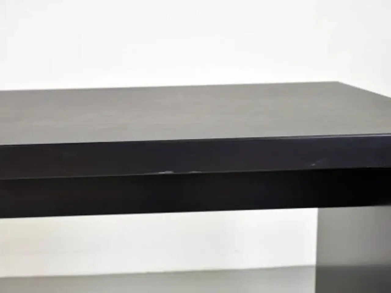 Billede 6 - Højbord/ståbord i sort linoleum med fodstøtte