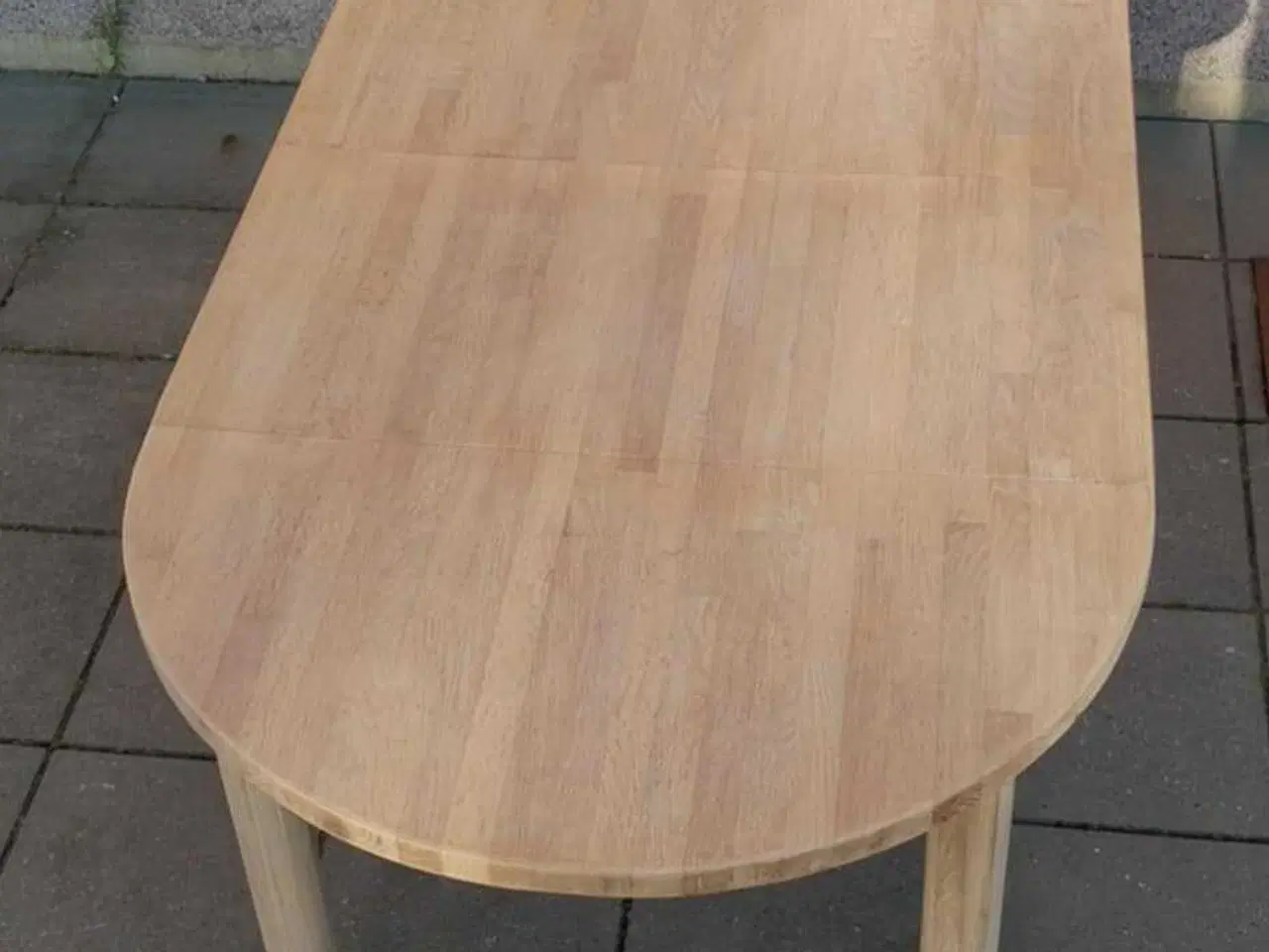 Billede 7 - Rund massiv egetræ spisebord med udtræk og 2 tillæ