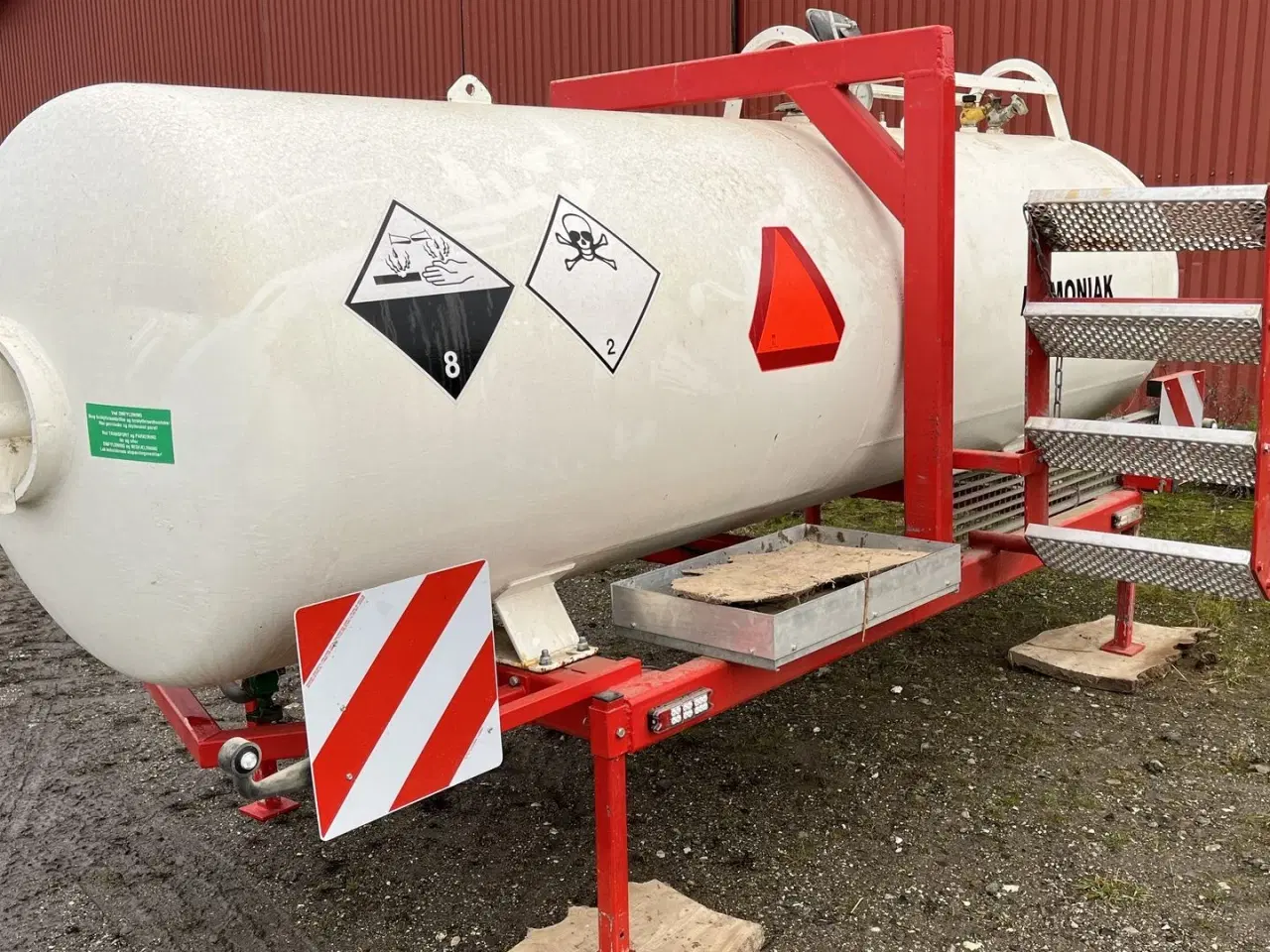 Billede 1 - Dalsø 2500 Kg traktor tank 3 punkt 4650 liter + pumpe + flowmåler