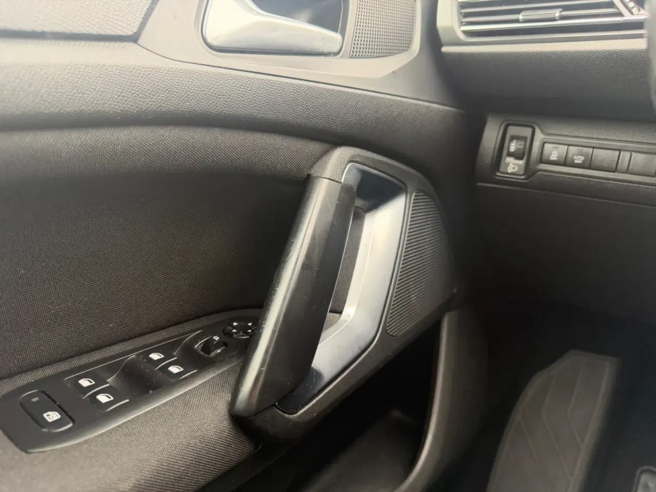 Billede 22 - Peugeot 308 1,6 BlueHDi 120 Active SW
