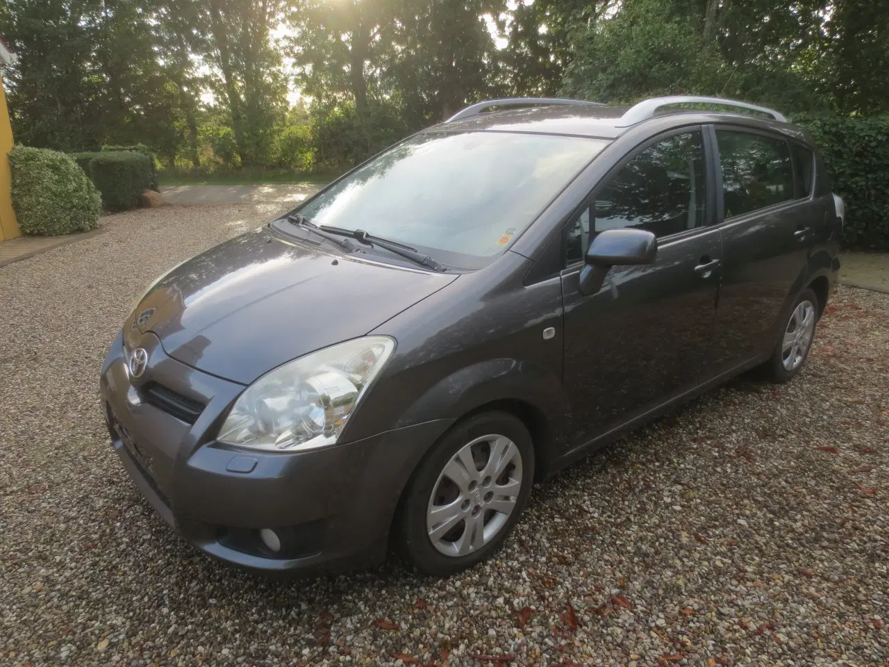Billede 1 - Toyota Verso 2.2 D 7 Pers Synet 2024