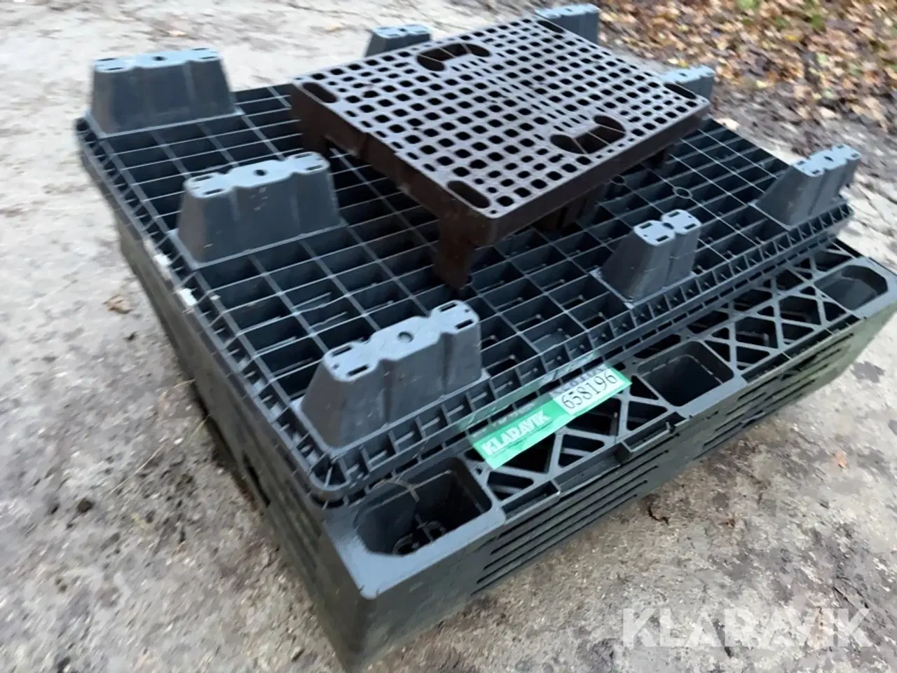 Billede 7 - Plastik paller 8 styk