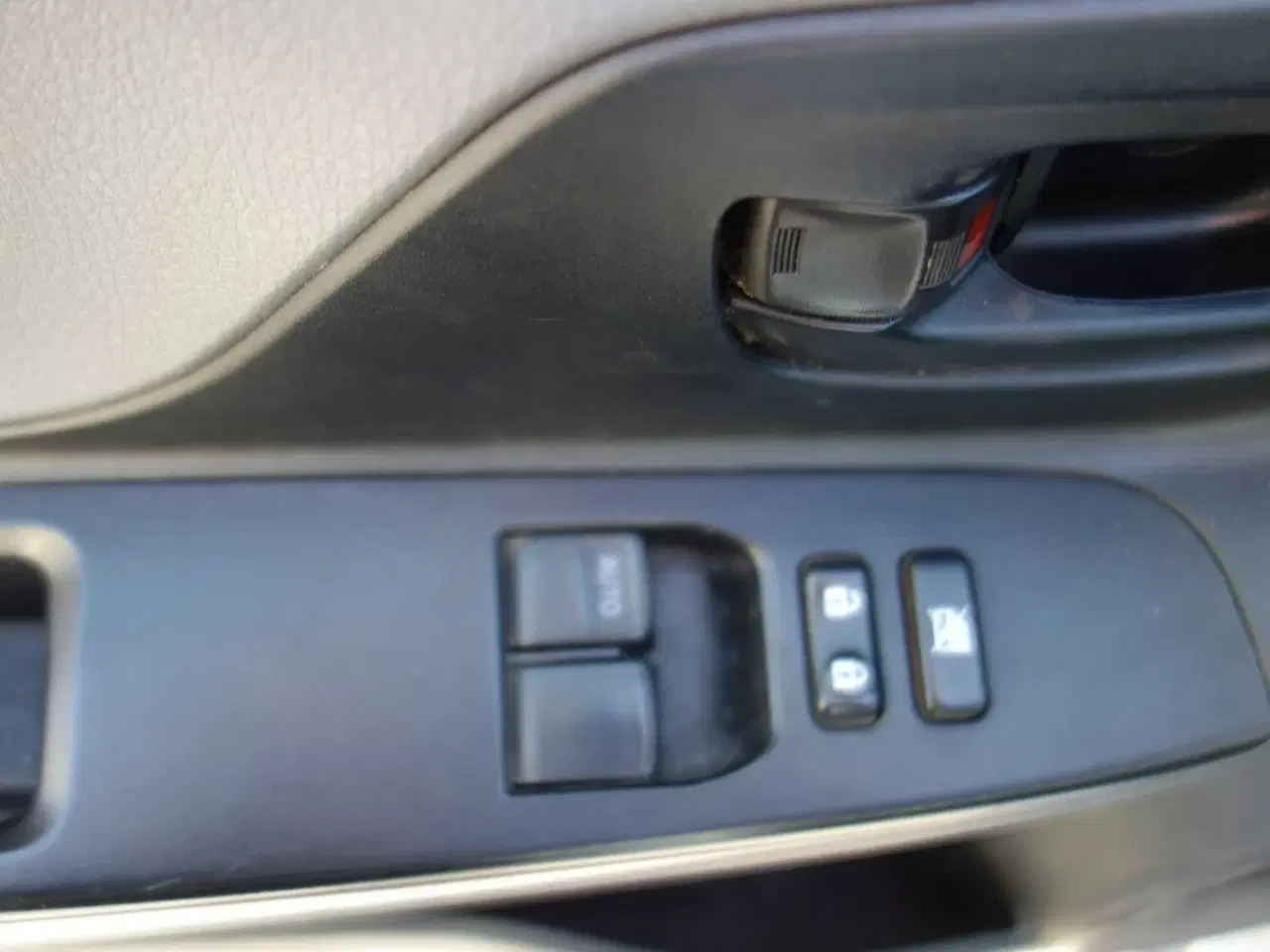 Billede 5 - Toyota Yaris 1,0 VVT-i T2 Van