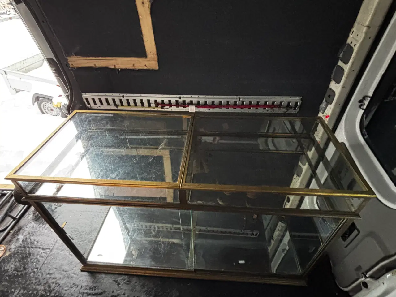 Billede 2 - Eksklusiv fransk vitrine desk i messing