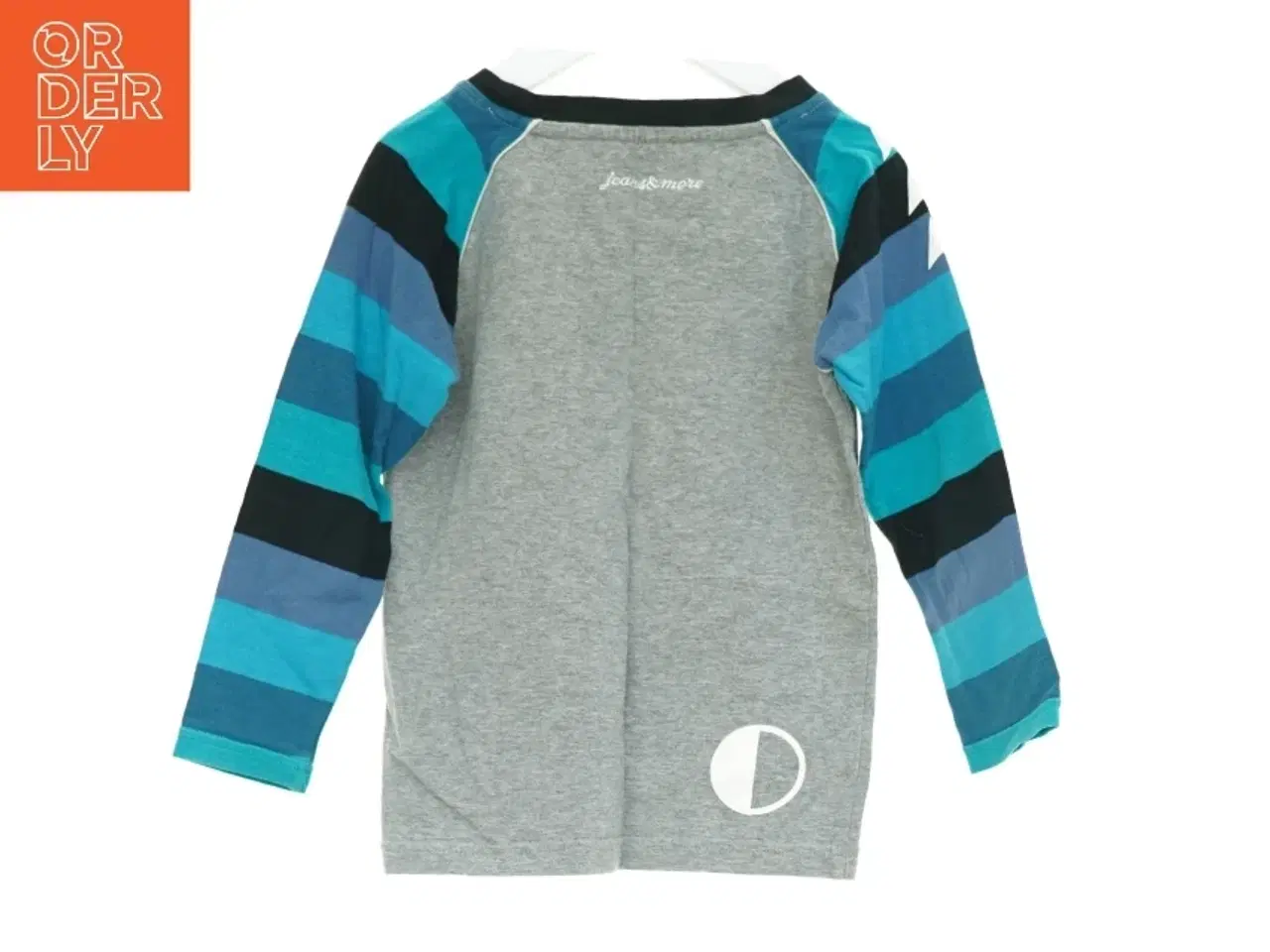 Billede 2 - Bluse (str. 104 cm)