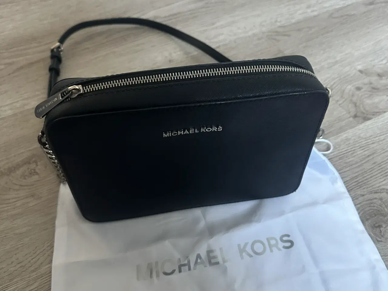 Billede 1 - Michael kors taske